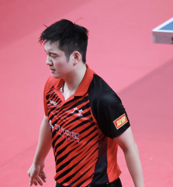 3-1!3-1!馬龍樊振東獨得2分,男團京粵2大熱門均取小組第一 3-1!3-1!馬龍樊振東獨得2分,男團京粵2大熱門均取小組第一