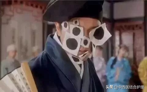 低頭、久坐最傷肩頸！學習這幾個小動作，緩解肩頸不適