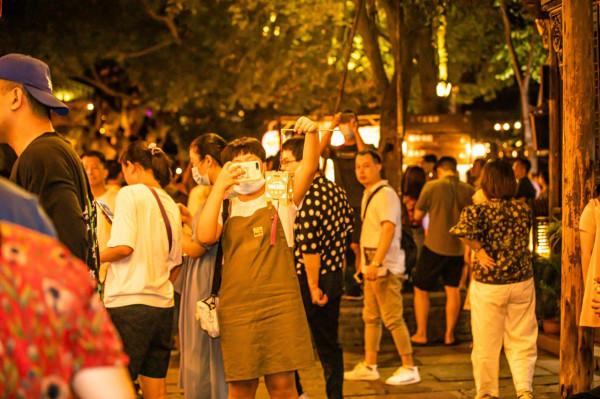 月圓橋邊夜,烏鎮重現1300年中秋全景圖 | 烏鎮·旅訊 月圓橋邊夜,烏鎮重現1300年中秋全景圖 | 烏鎮·旅訊