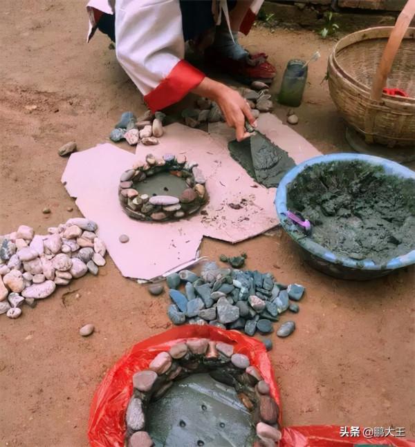 水泥石子堆做成簡易版花盆，省錢又好看，絕了