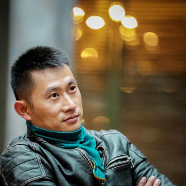 當紅女星郭羨妮：嫁普通的河南小丈夫，給農村公婆買房