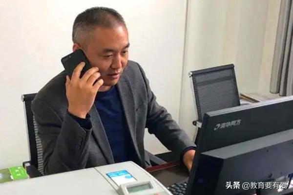 學校急聘教師,培訓機構老師來面試,校長卻不敢用 學校急聘教師,培訓機構老師來面試,校長卻不敢用