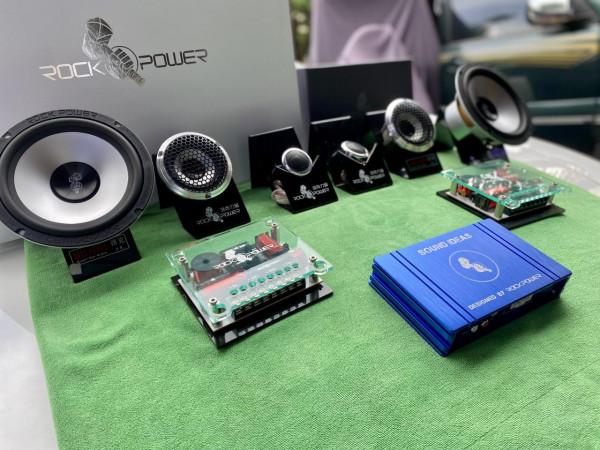 豐田卡羅拉改裝洛克力量R653三分頻音響-雲浮雲星汽車音響 豐田卡羅拉改裝洛克力量R653三分頻音響-雲浮雲星汽車音響