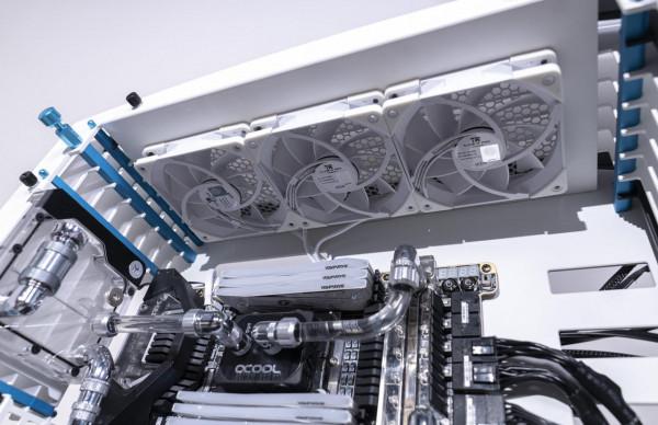 如今無人問津的旗艦平臺初玩-3175X裝機測試分享「上集」