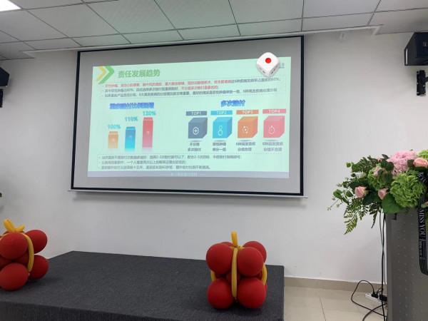 轉型中的旅遊人(一)9年旅遊從業經驗的我進入保險行業啦 轉型中的旅遊人(一)9年旅遊從業經驗的我進入保險行業啦