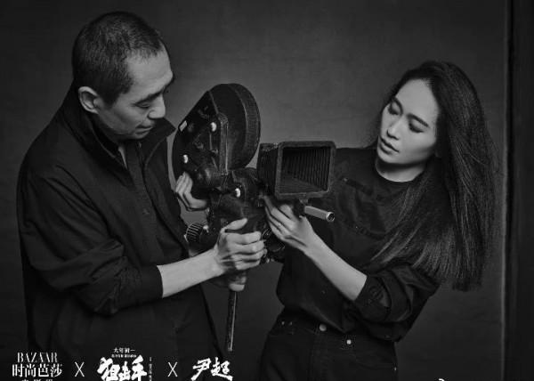 張藝謀首次帶女兒拍大片，張末濃妝撞臉俞飛鴻，他臉上老年斑搶鏡