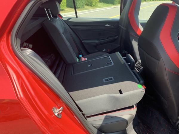 賽道體驗第八代高爾夫GTI：快得有血有肉有靈魂