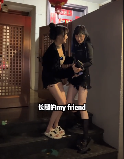 網紅陳意禮租住豪宅曝光，月租五千元帶電梯，和痞幼同素顏有差距