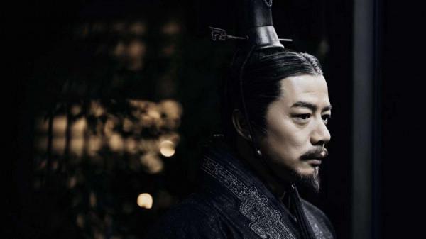 資治通鑑:千古一帝秦始皇究竟是嬴異的兒子,還是呂不韋的兒子? 資治通鑑:千古一帝秦始皇究竟是嬴異的兒子,還是呂不韋的兒子?