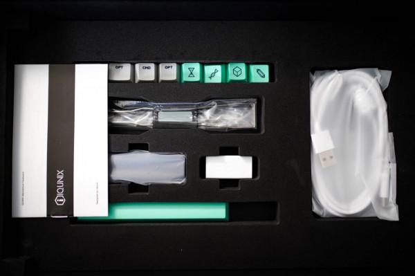 從效能到設計都是2021最大驚喜，鋁廠OG80蟲洞到底有多特別