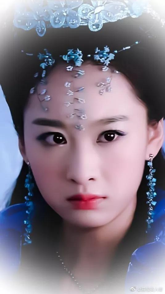 穆婷婷古裝桌布