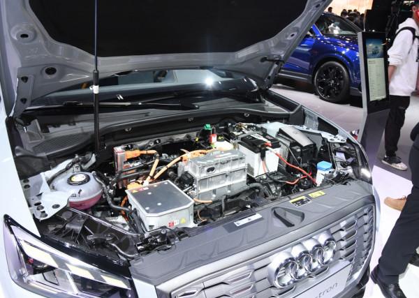 續航提升!新款Q2L純電車型亮相,外觀升級,標配液晶屏+運動座椅 續航提升!新款Q2L純電車型亮相,外觀升級,標配液晶屏+運動座椅