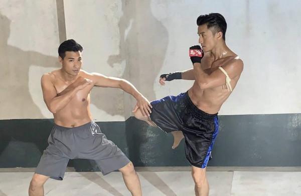 港味功夫劇《鐵拳英雄》定檔，八大實力派坐鎮，港劇要一雪前恥？