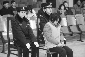 他身高只有1米4,靠賣白糕成億萬富翁,分800萬給妻子,仍被殺害 他身高只有1米4,靠賣白糕成億萬富翁,分800萬給妻子,仍被殺害