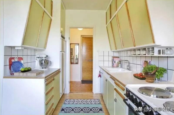 廚房吊櫃這樣裝,個子問題還是事嗎? 廚房吊櫃這樣裝,個子問題還是事嗎?