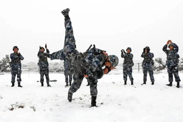 風雪大練兵！帶你直擊超燃演兵場
