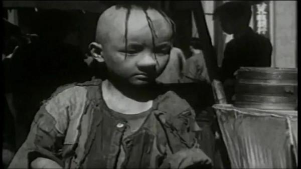 老電影（0466）《三毛流浪記》崑崙影業公司（1949）電影劇照欣賞