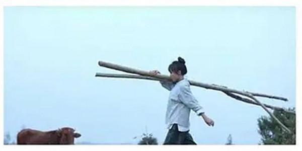 雲南深山一家六口，沒鄰居沒訊號、沒戶口，如今得到社會各界幫助