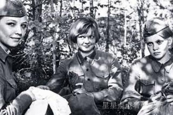 對《二炮手》的一攬子評價：眾星捧月下，一個人的戰鬥