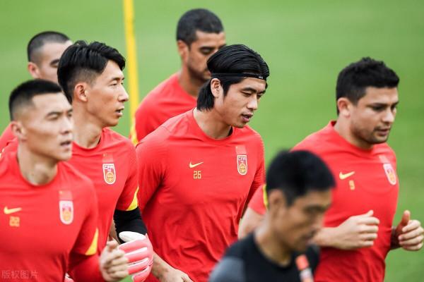 張玉寧:已經針對越南隊進行了部署 我們非常有信心拿下對手 張玉寧:已經針對越南隊進行了部署 我們非常有信心拿下對手