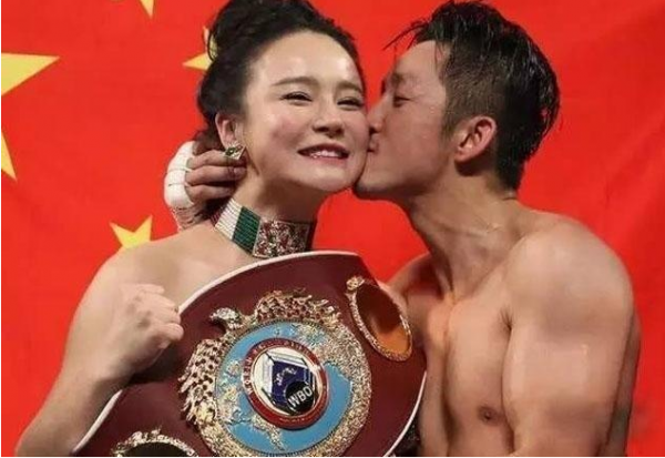 冉瑩穎一年被分手23次，為愛從央視辭職，甘心做鄒市明背後的女人