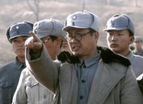 小分隊帶回一隻東洋狗,陳賡發現鬼子大毛病,直言:鬼子太狂妄了 小分隊帶回一隻東洋狗,陳賡發現鬼子大毛病,直言:鬼子太狂妄了