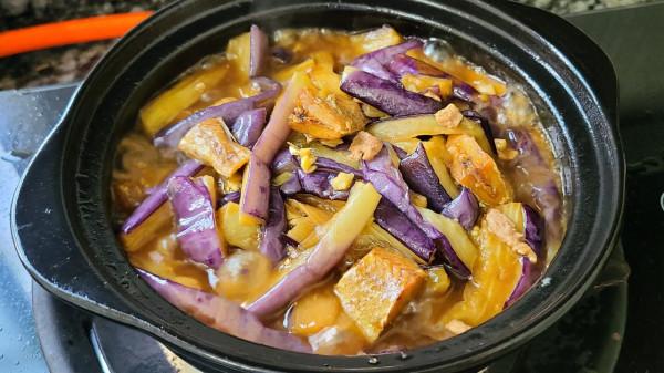 鹹魚茄子煲，廣東人愛吃的下飯菜，鹹香美味，每次做都很好吃