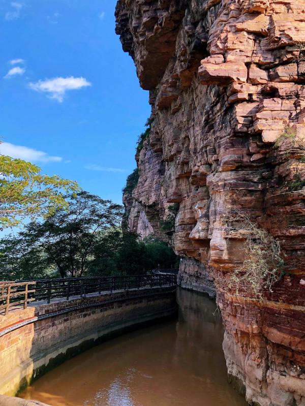 紅旗渠遊記 紅旗渠遊記