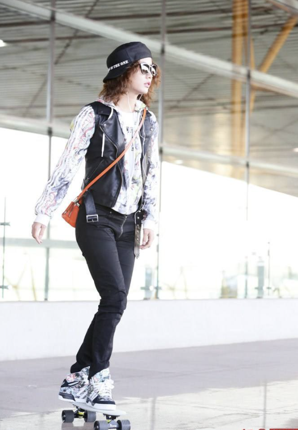 明星“社死”黑照，若能全網一鍵失憶，明星們最想刪除這些黑歷史