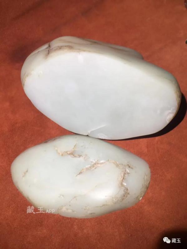 突發：今年和田挖出的最大籽料，以近千萬成交