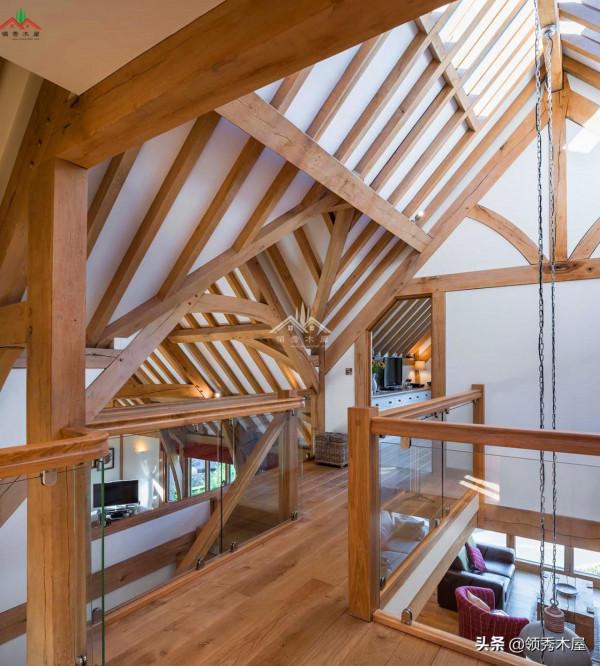 以木為主體框架，石材為牆，這才是真正的鄉村田園風格木別墅木屋