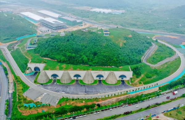 為什麼科技巨頭，都搶著把伺服器放在貴州？它到底有啥好處？