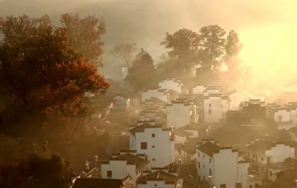 最適合自駕的季節,12條自駕路線,人少景美,總有一條適合你 最適合自駕的季節,12條自駕路線,人少景美,總有一條適合你