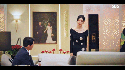 “富婆們”為什麼都愛穿連衣裙? “富婆們”為什麼都愛穿連衣裙?