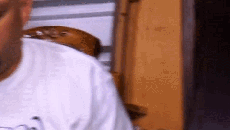 花3千塊買個倉庫，第二天咋就躺賺了4500萬？