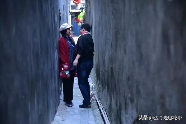 遊客搶著打卡的國內景點,名字說來都覺得“羞澀”,網友:太尷尬 遊客搶著打卡的國內景點,名字說來都覺得“羞澀”,網友:太尷尬