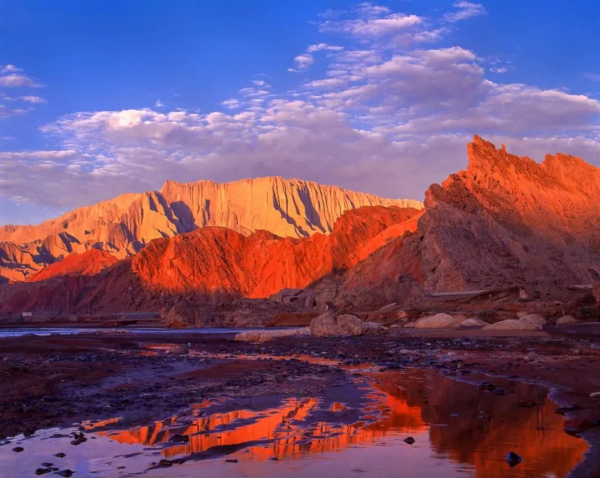 作為中國人，旅中國遊！這條公路顛覆了我對公路的所有想象