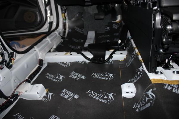 清清靜靜 鄭州環亞本田思域汽車隔音改裝大白鯊