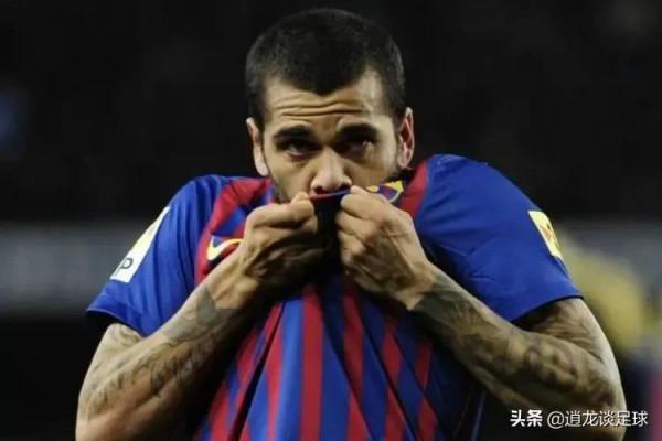 效力過巴薩的五位最偉大的巴西球星！這些人是巴薩王朝的奠基人