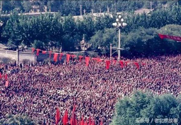 這個國慶假，到處真是人山與人海