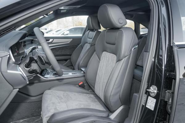 奧迪A6L PHEV：車長5050mm，搭載2&period;0T&plus;7擋雙離合，造型動感