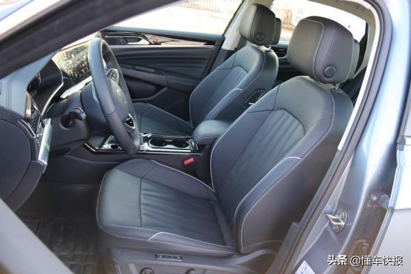 雙重形象，配置升級，B級車熱門選手回來了？試駕新款帕薩特