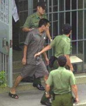 2002年娛樂圈“塌房”大瓜