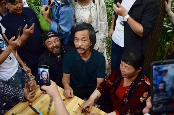 江湖故事：南北城小弟對掐，加代調停大哥，太平湖大戰出人命