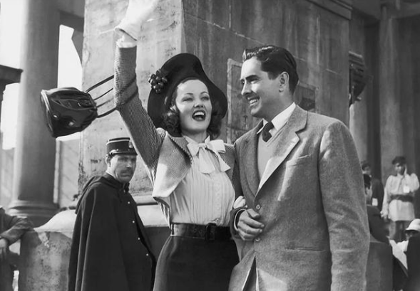 毛姆的《刀鋒》:不活在別人的眼裡,是人生最好的自律 毛姆的《刀鋒》:不活在別人的眼裡,是人生最好的自律