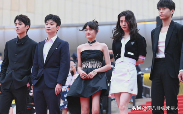 電影圈5大接班人：張子楓四提影后，易烊千璽拿獎拿到手軟