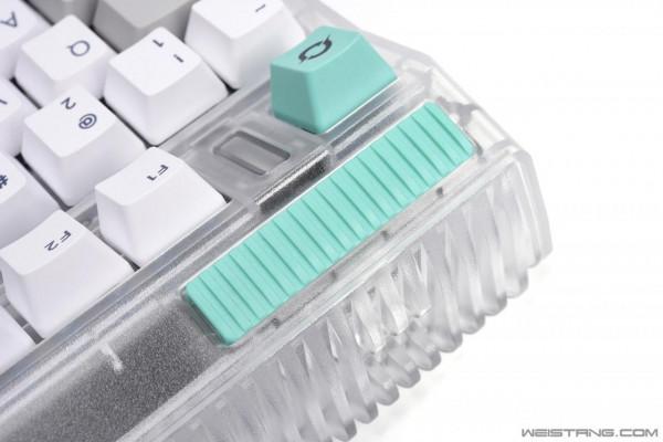 IQUNIX OG80蟲洞三模無線機械鍵盤賞析