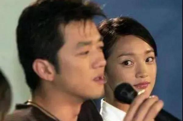 李亞鵬戴婚戒疑和女友婚訊將近!曾追周迅王菲,終於不做軟飯男? 李亞鵬戴婚戒疑和女友婚訊將近!曾追周迅王菲,終於不做軟飯男?