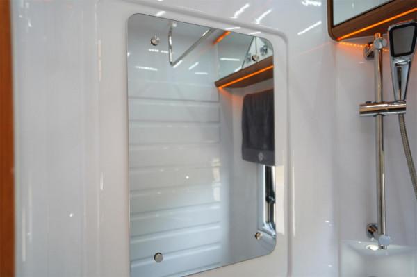 雙層地板的房車？國產房車大升級！羅曼特斯C100橫床版房車