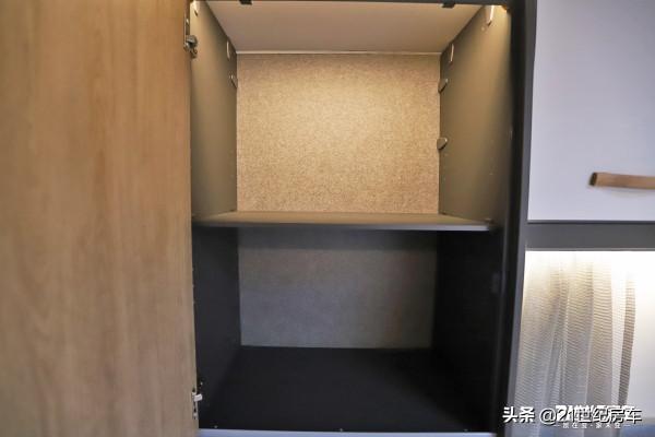 室內恆溫配地暖！車長超8米設施齊全 德福貝多因670BET拖掛房車